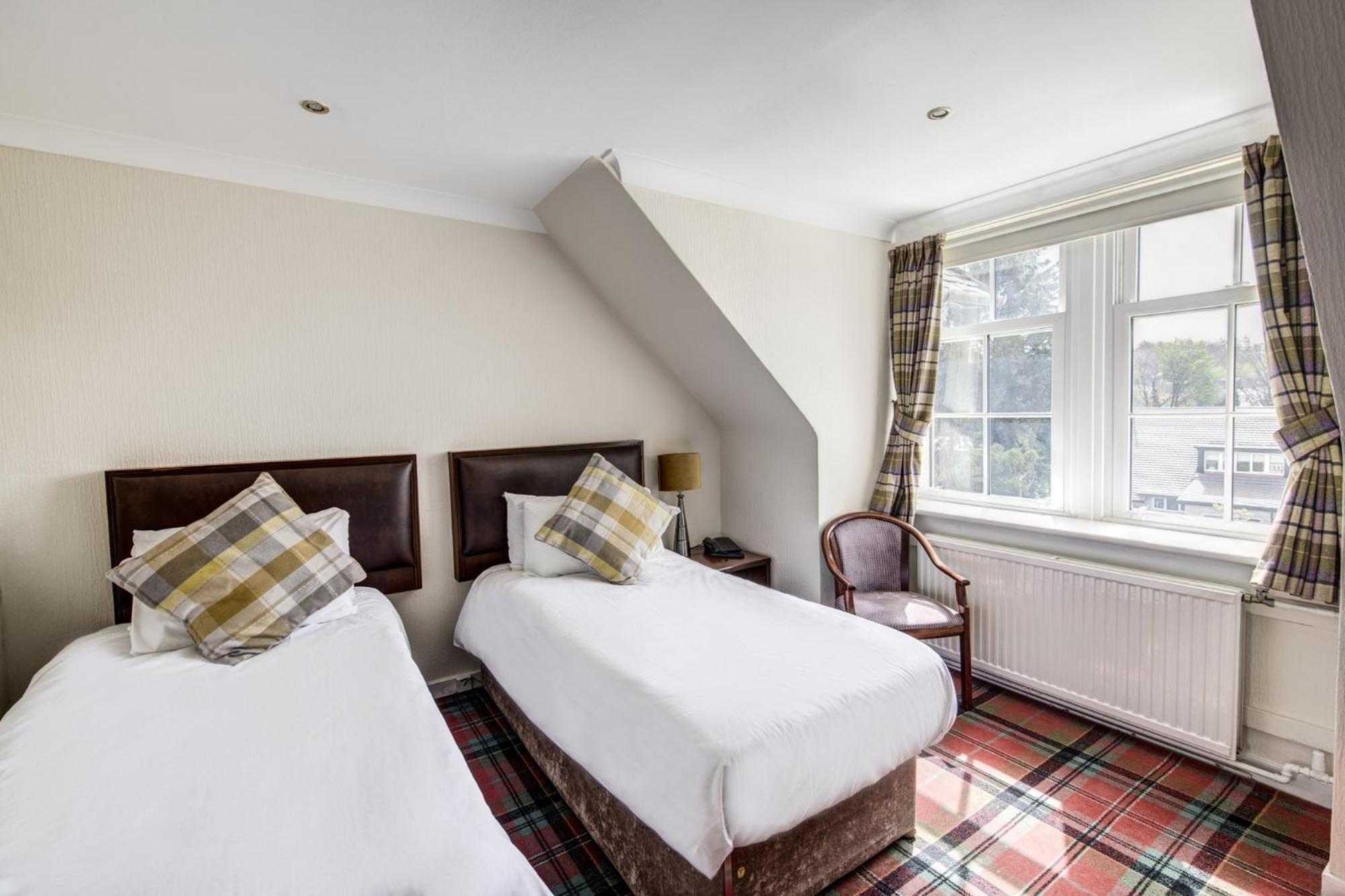 Kirkhouse Inn Strathblane Room photo