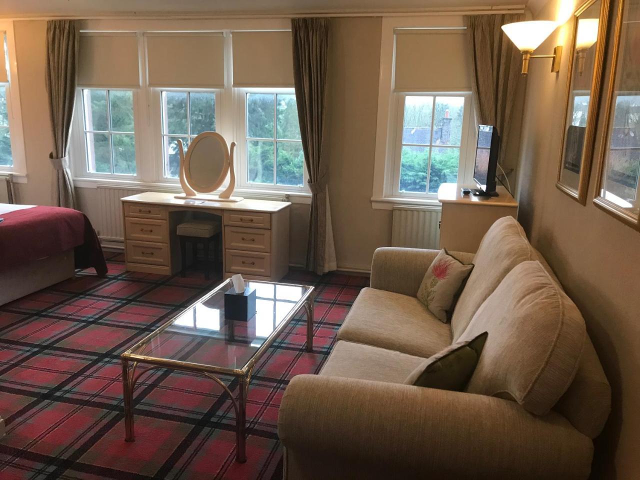 Kirkhouse Inn Strathblane Exterior photo